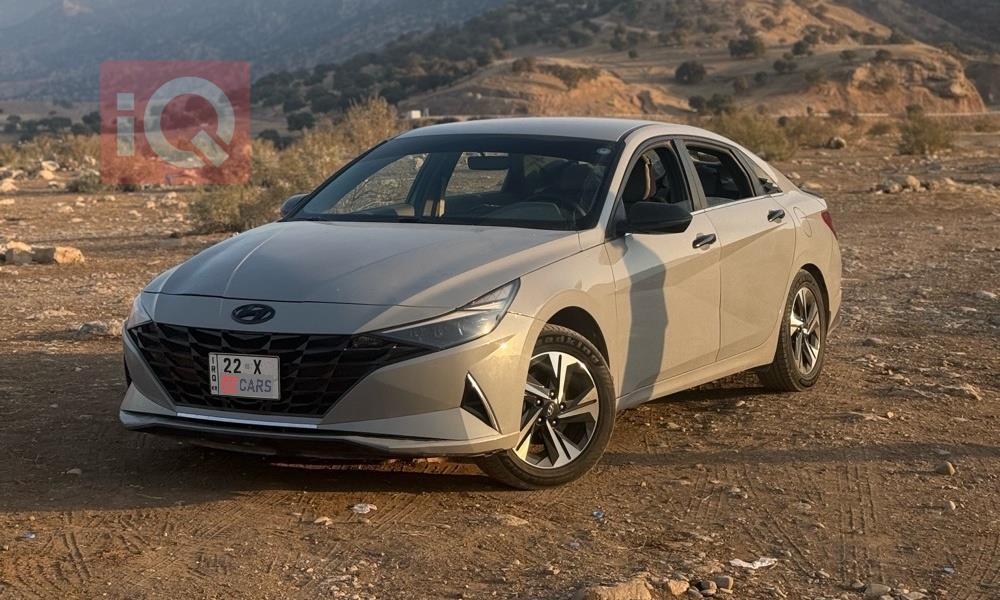 هیوندای ئەلەنترا